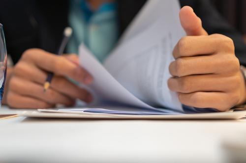 Start,Up,Learning,For,Document,Report,Business,Note,In,Meeting